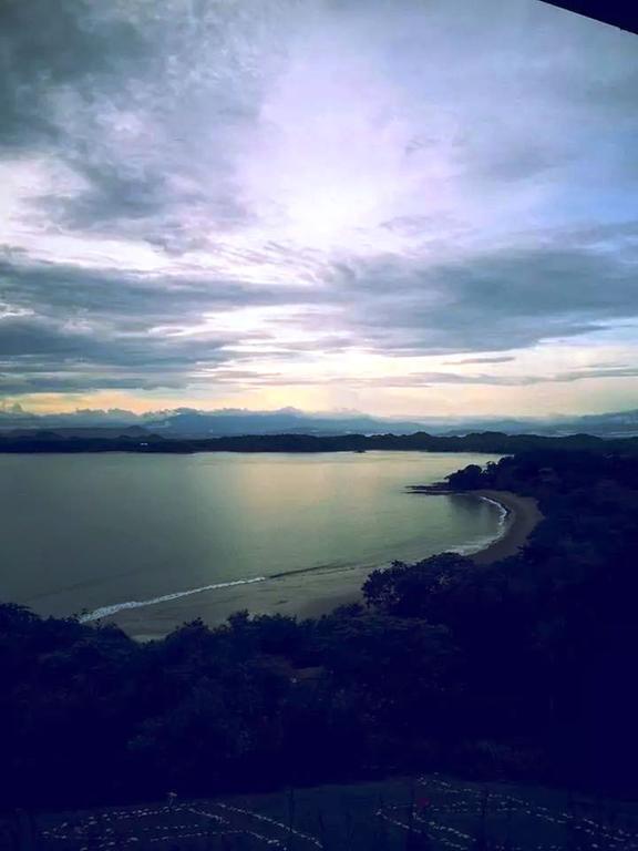 Pacific Bay Resort Бока-Чіка Екстер'єр фото